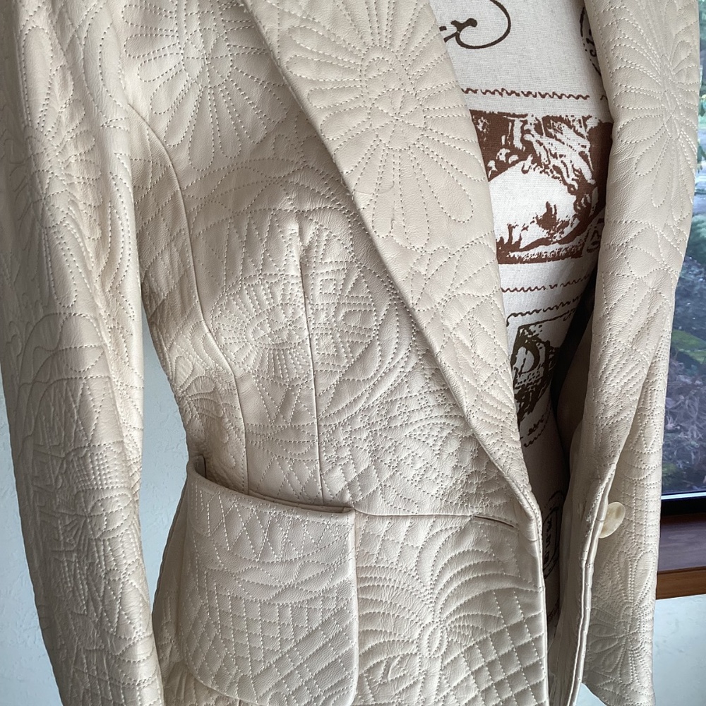 Wilsons Leather Cream Stitch Detail Fully Lined Leather Jacket - Picture 4 of 11